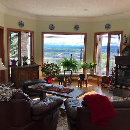 Rocky Mountain View Bed & Breakfast Cochrane Dış mekan fotoğraf